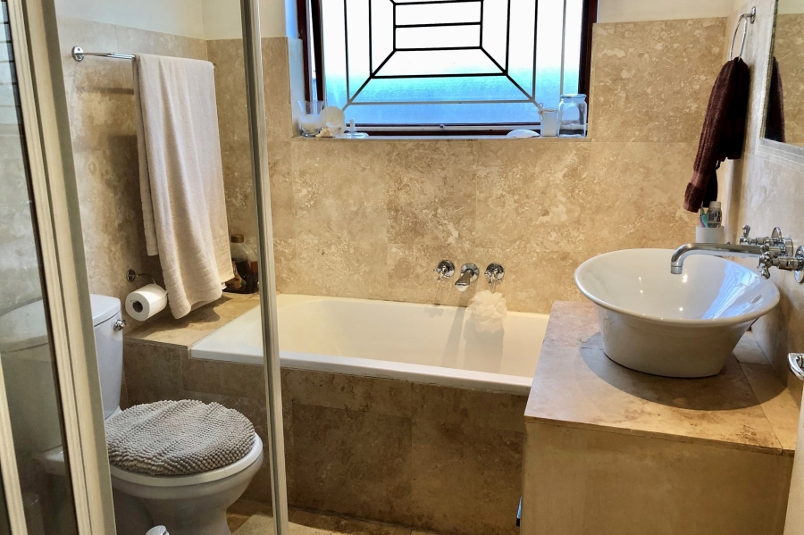 To Let 2 Bedroom Property for Rent in Sunningdale Western Cape